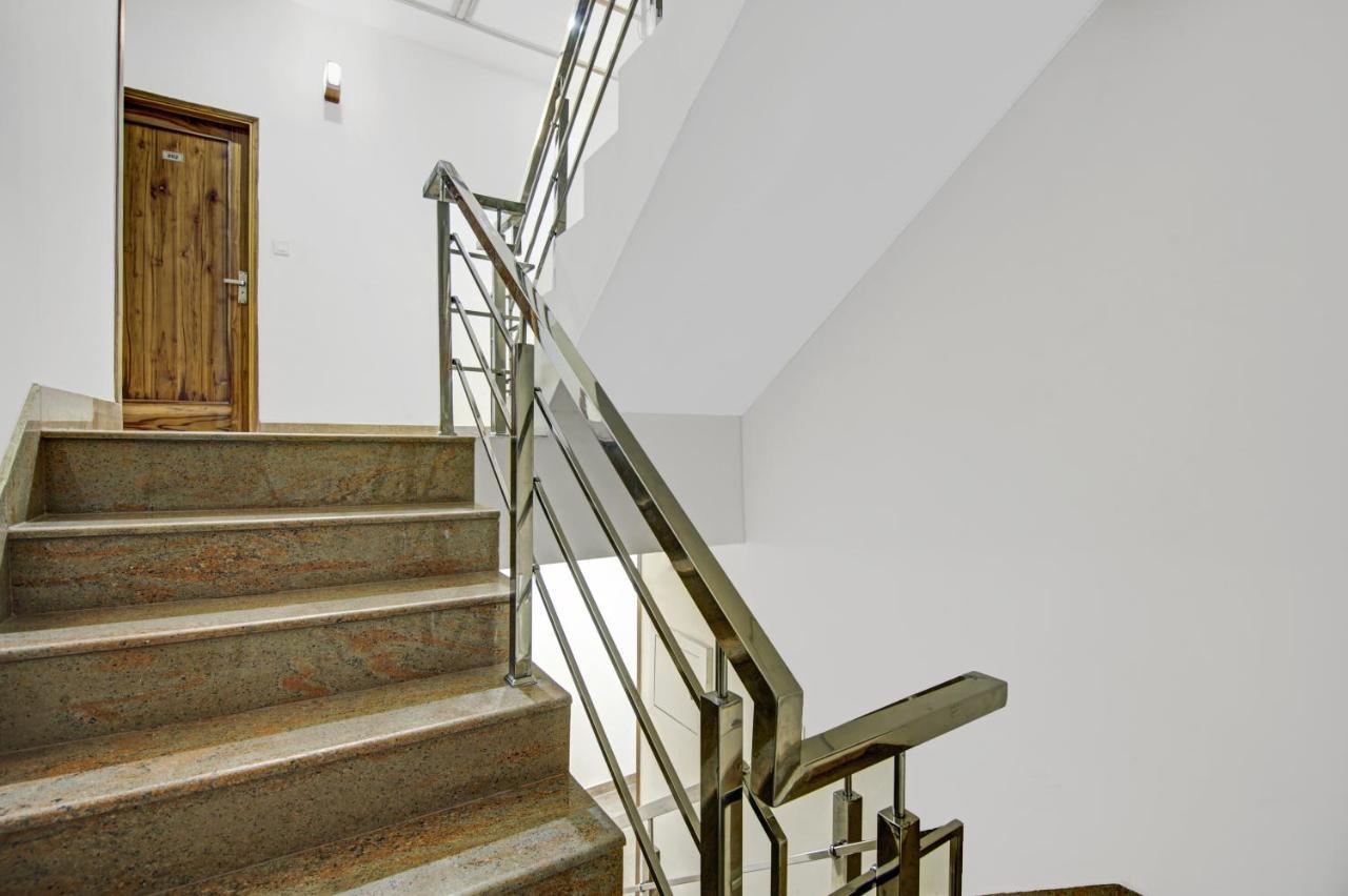Hotel Treebo Royal Salute, Zirakpur Extérieur photo