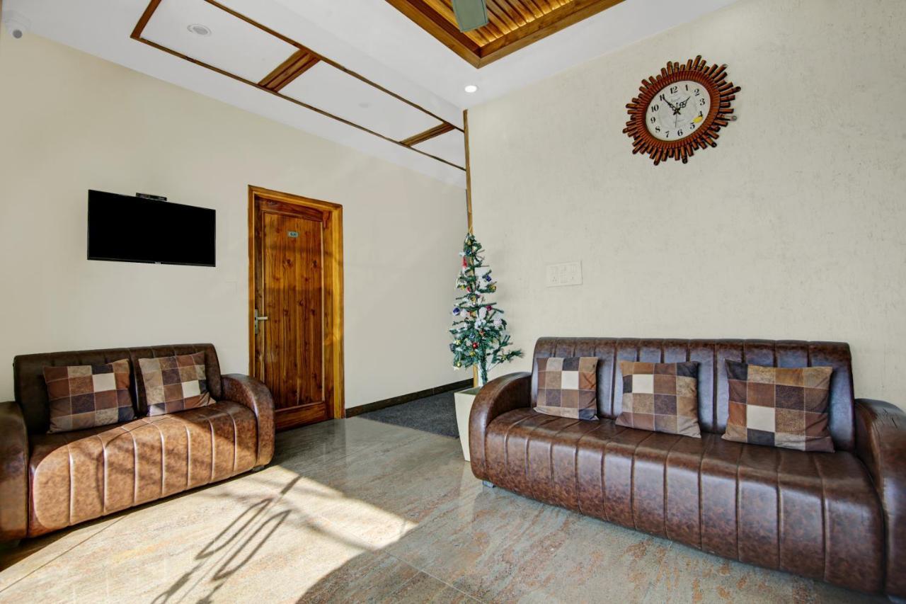 Hotel Treebo Royal Salute, Zirakpur Extérieur photo