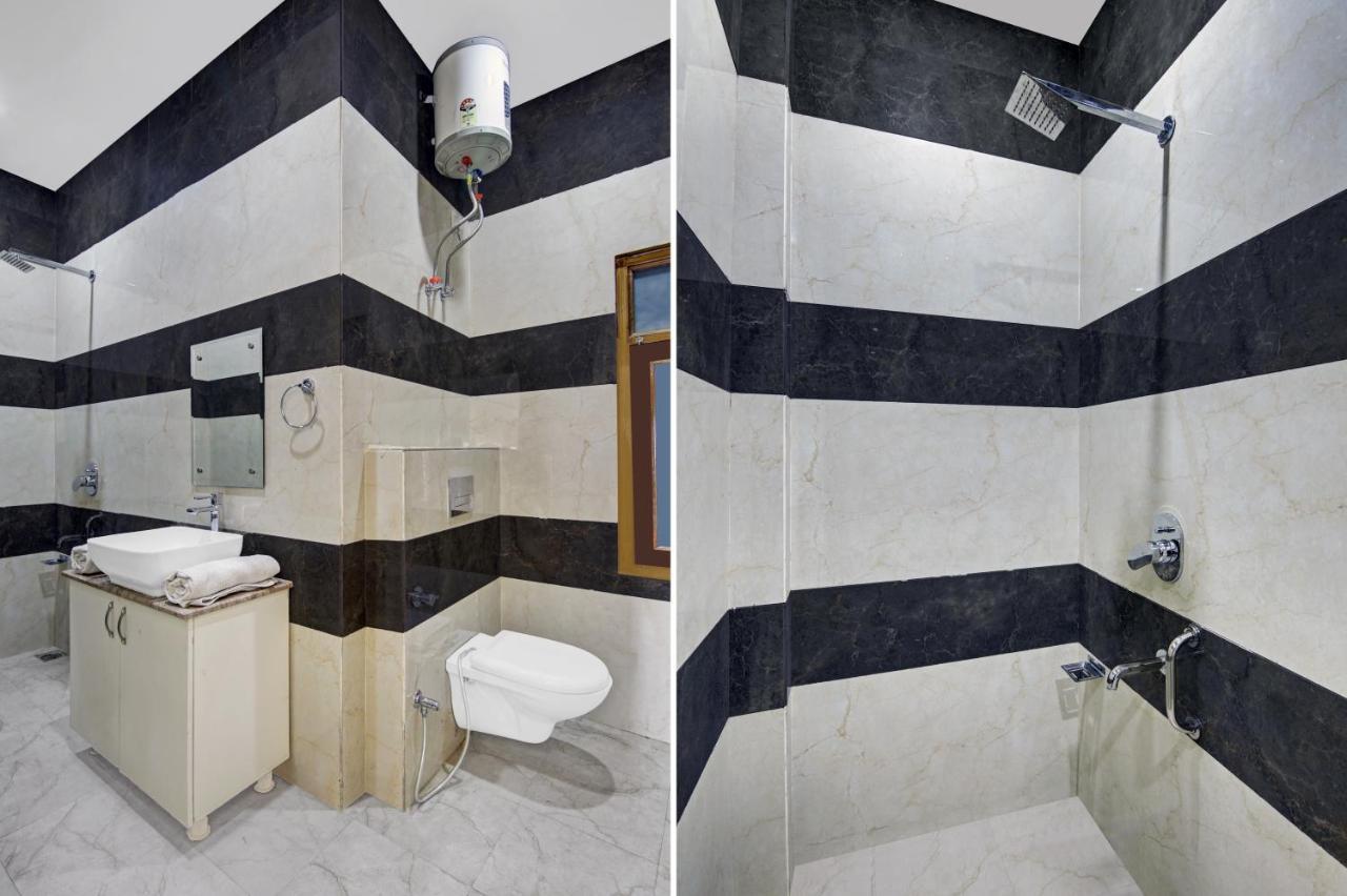 Hotel Treebo Royal Salute, Zirakpur Extérieur photo